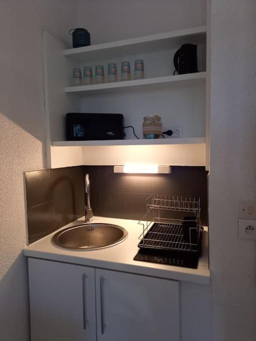 Location Dans Residence Calme, Proche Mer Cavalaire-sur-Mer Exterior foto